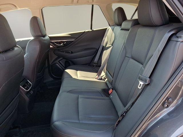 Used 2023 Subaru Outback Limited AWD/4WD image 10