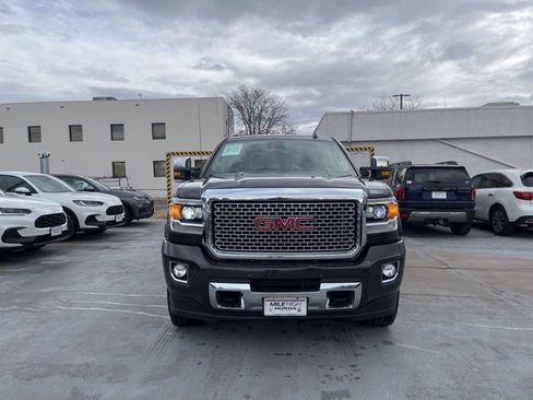 Used 2016 GMC Sierra 2500 Denali w/ Duramax Plus Package image 2