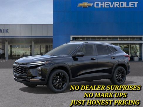 New 2026 Chevrolet Trax ACTIV w/ Driver Confidence Package FWD image 2