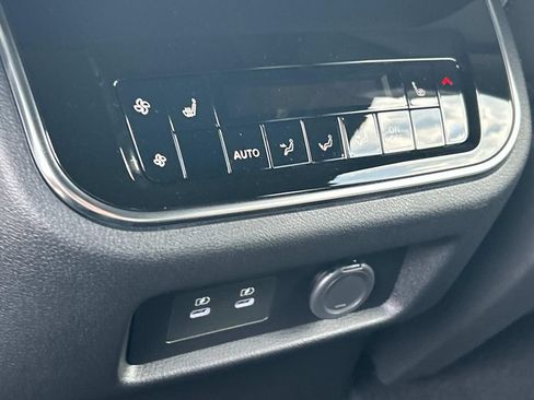 New 2026 Nissan Armada Platinum Reserve AWD/4WD image 25
