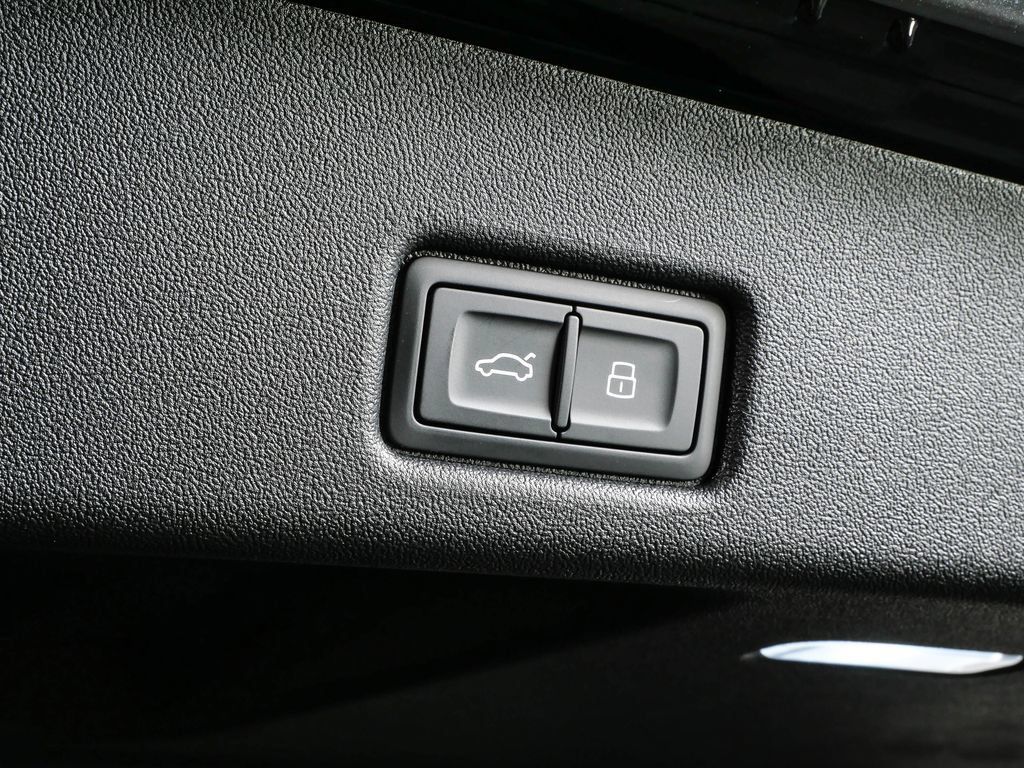 New 2026 Audi Q5 Premium Plus AWD/4WD image 34