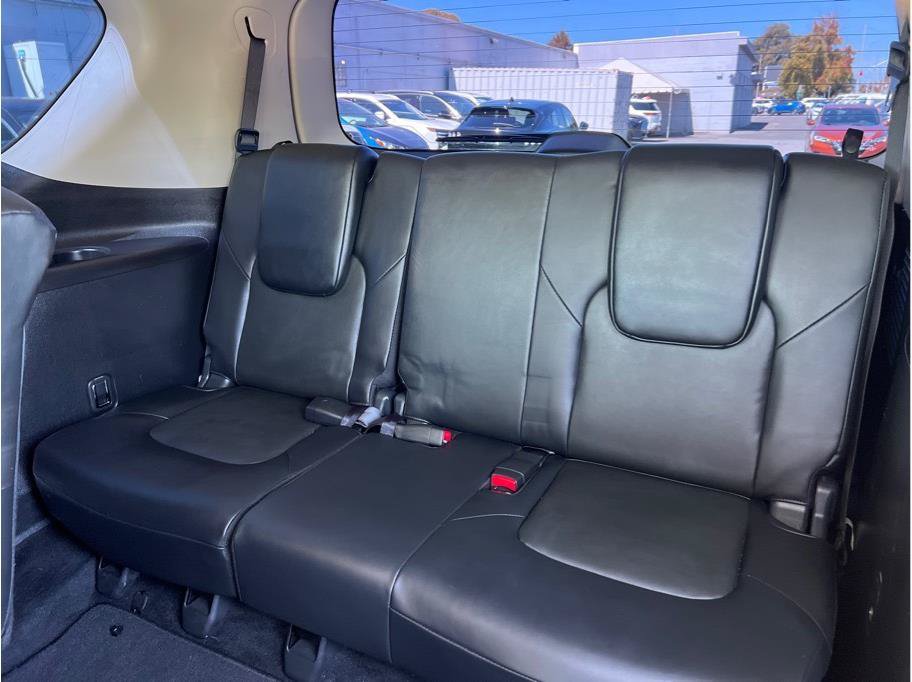 Used 2023 Nissan Armada SV w/ Cargo Package AWD/4WD image 11