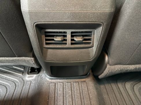 Used 2024 Chevrolet Colorado Trail Boss w/ Advanced Trailering Package image 31