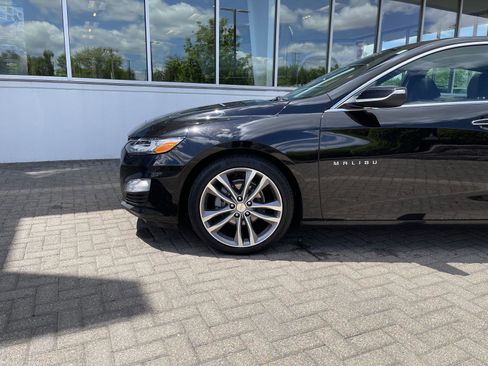 Used 2022 Chevrolet Malibu Premier FWD image 9