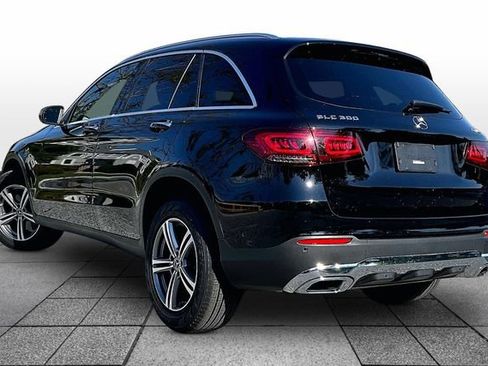 Certified 2022 Mercedes-Benz GLC 300 4MATIC image 3