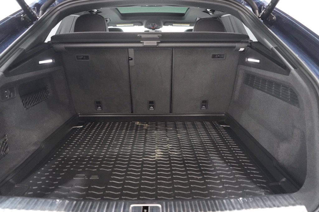 Used 2025 Audi Q8 Premium Plus AWD/4WD image 39