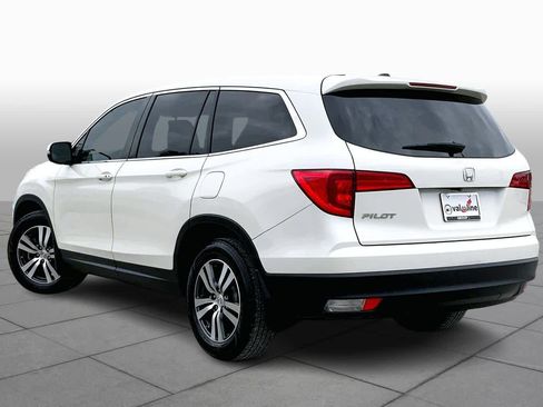 Used 2017 Honda Pilot EX image 12