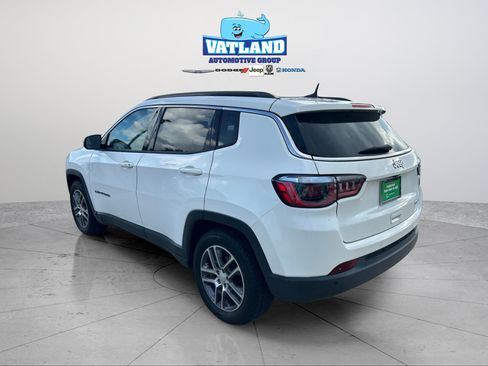 Certified 2020 Jeep Compass Latitude FWD image 3