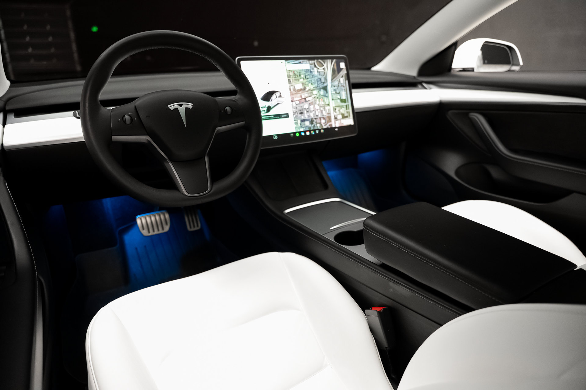 Used 2021 Tesla Model 3 Performance AWD/4WD image 2