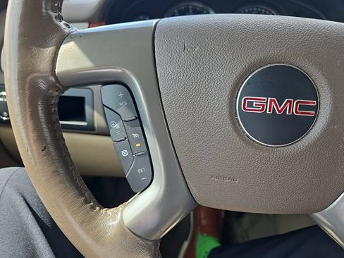 Used 2014 GMC Yukon XL SLT RWD image 13