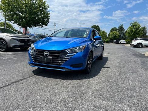 Used 2023 Nissan Versa SV FWD image 6