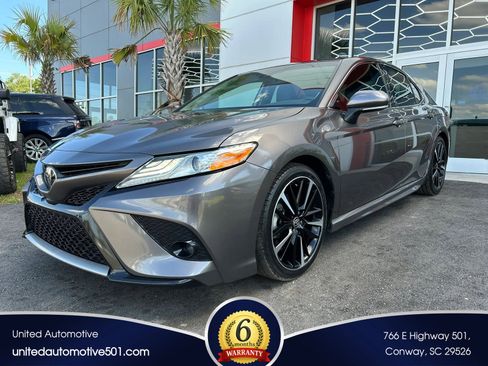 Used 2020 Toyota Camry XSE w/ Navigation Package image 1