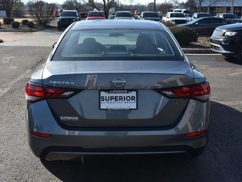 Used 2025 Nissan Sentra S image 4
