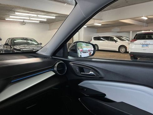 Used 2025 Chevrolet Trax LT image 35