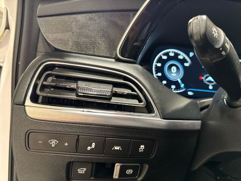 Used 2020 Hyundai Palisade Limited FWD image 26