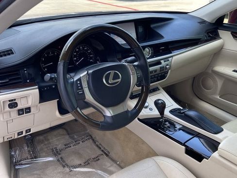 Used 2013 Lexus ES 350 w/ Luxury Pkg FWD image 11