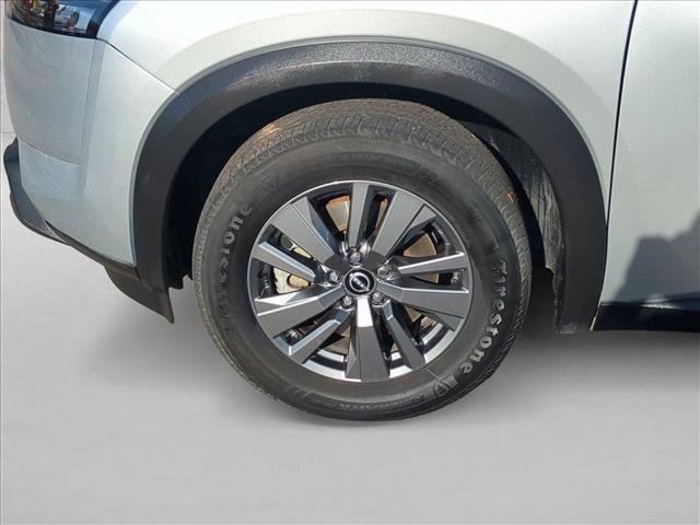Used 2024 Nissan Pathfinder SV AWD/4WD image 24