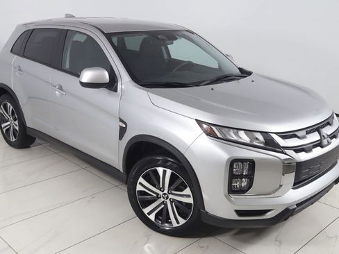 Used 2025 Mitsubishi Outlander Sport AWD image 14