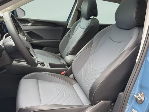 New 2026 Volkswagen Tiguan SE AWD/4WD image 32