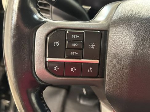 Used 2022 Ford F150 Lariat AWD/4WD image 17