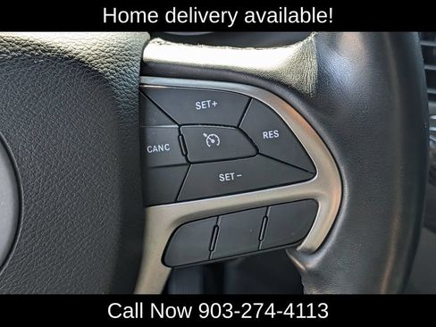 Used 2020 Jeep Grand Cherokee Altitude AWD/4WD image 24