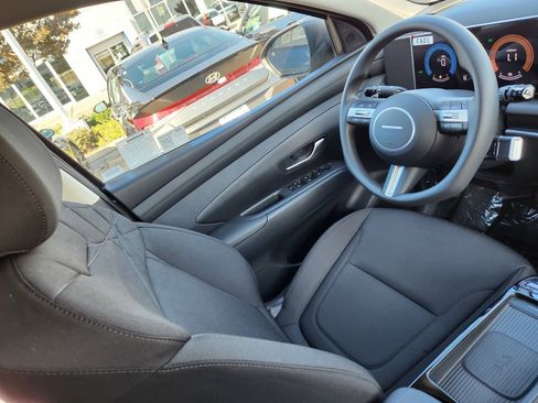 New 2025 Hyundai Tucson SEL image 21