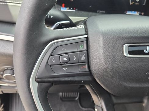Used 2025 Jeep Grand Cherokee L Laredo AWD/4WD image 26