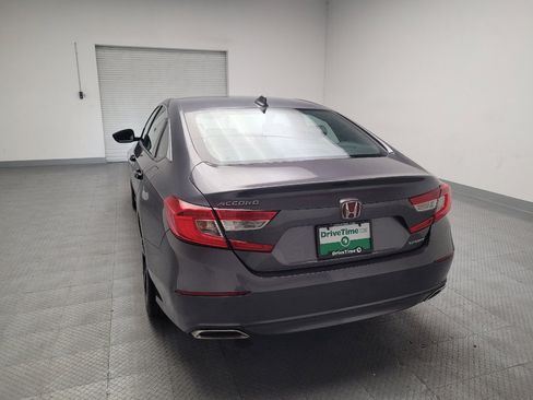 Used 2019 Honda Accord Sport image 6