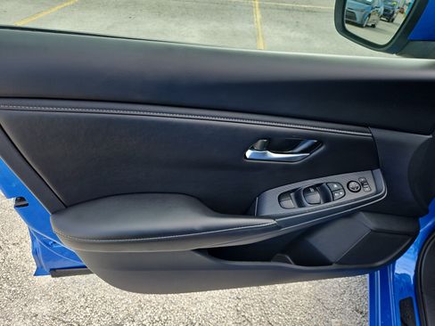 Used 2025 Nissan Sentra SV image 12