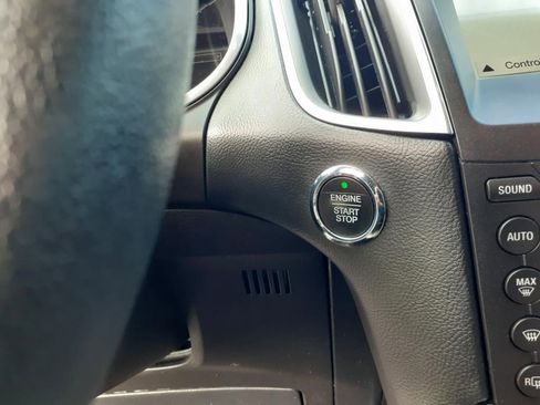 Used 2018 Ford Edge Titanium w/ Equipment Group 301A image 13