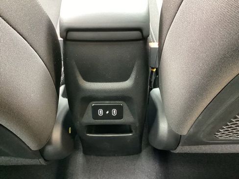 New 2026 Hyundai Venue FWD image 15