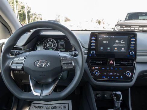 Used 2020 Hyundai Ioniq Blue FWD image 20