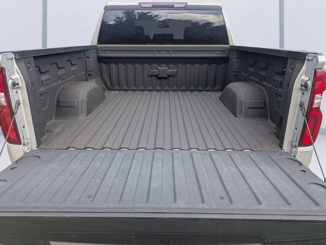 Used 2021 Chevrolet Silverado 1500 RST w/ Bed Protection Package AWD/4WD image 12