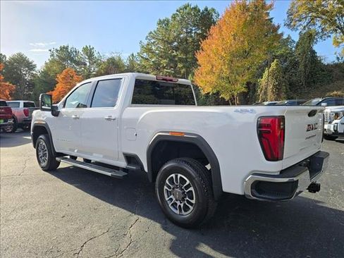 New 2026 GMC Sierra 2500 SLT w/ SLT Premium Package image 17