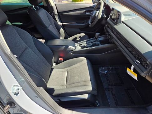 Certified 2025 Honda Accord SE image 20
