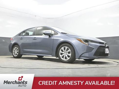 Used 2025 Toyota Corolla LE FWD image 25