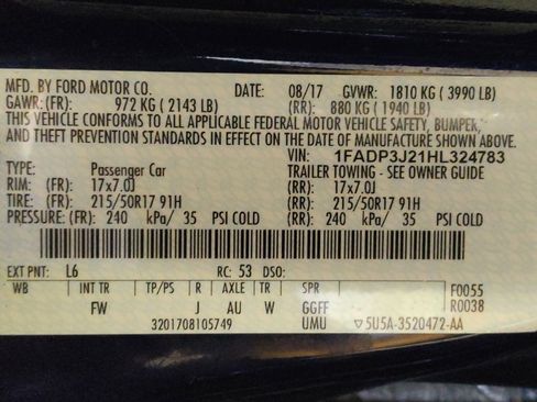 Used 2017 Ford Focus Titanium w/ Titanium Technology Package FWD image 33