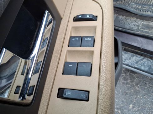 Used 2013 Ford F150 XLT w/ Luxury Equipment Group AWD/4WD image 14