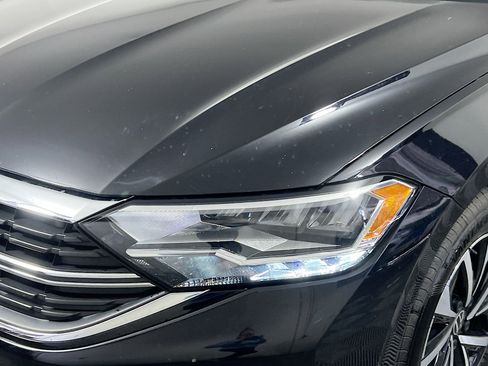 Used 2024 Volkswagen Jetta S image 11