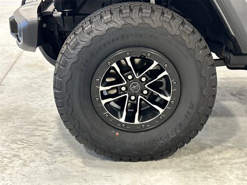 New 2025 Jeep Wrangler Willys image 11