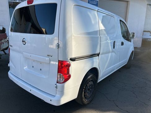 Used 2020 Nissan NV200 SV w/ Back Door Glass Package image 4