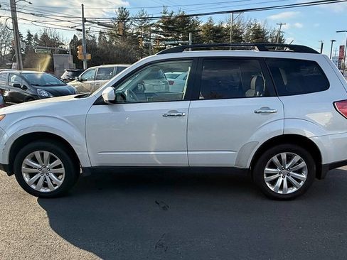 Used 2011 Subaru Forester 2.5X Premium w/ All-Weather Pkg image 5