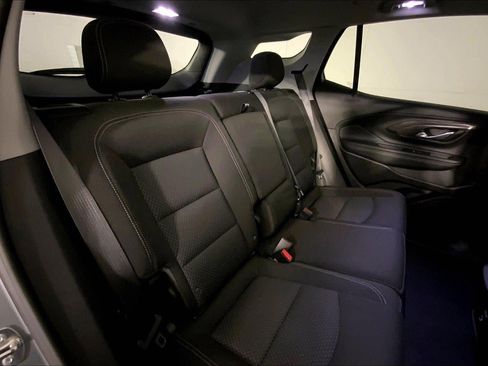 Used 2024 GMC Terrain SLE AWD/4WD image 24