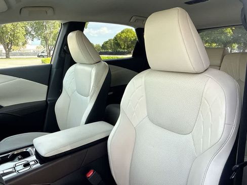 Used 2024 Lexus RX 350 FWD w/ Technology Package image 14