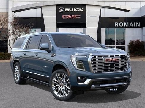 New 2026 GMC Yukon XL Denali w/ Denali Reserve Package image 31
