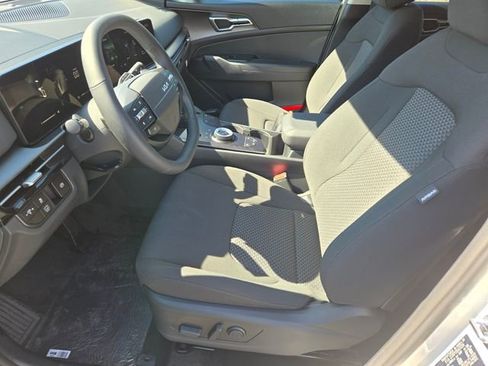 New 2026 Kia Sportage S image 11
