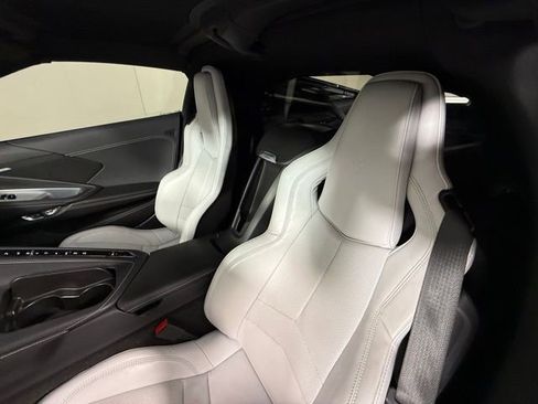 Used 2023 Chevrolet Corvette Stingray Coupe image 16