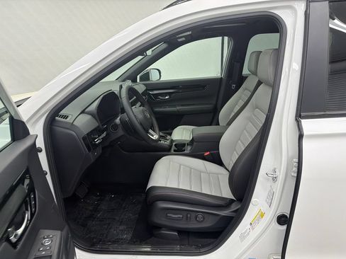 Used 2026 Honda CR-V Sport Touring image 9