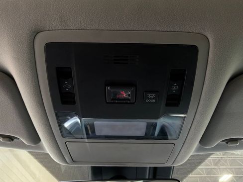 Used 2022 Lexus RX 450h AWD w/ Premium Package image 19