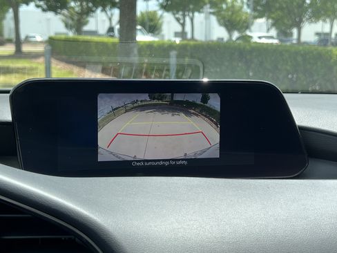 Used 2022 MAZDA MAZDA3 s FWD image 25